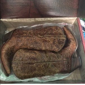 Lucchese boots size 6 women